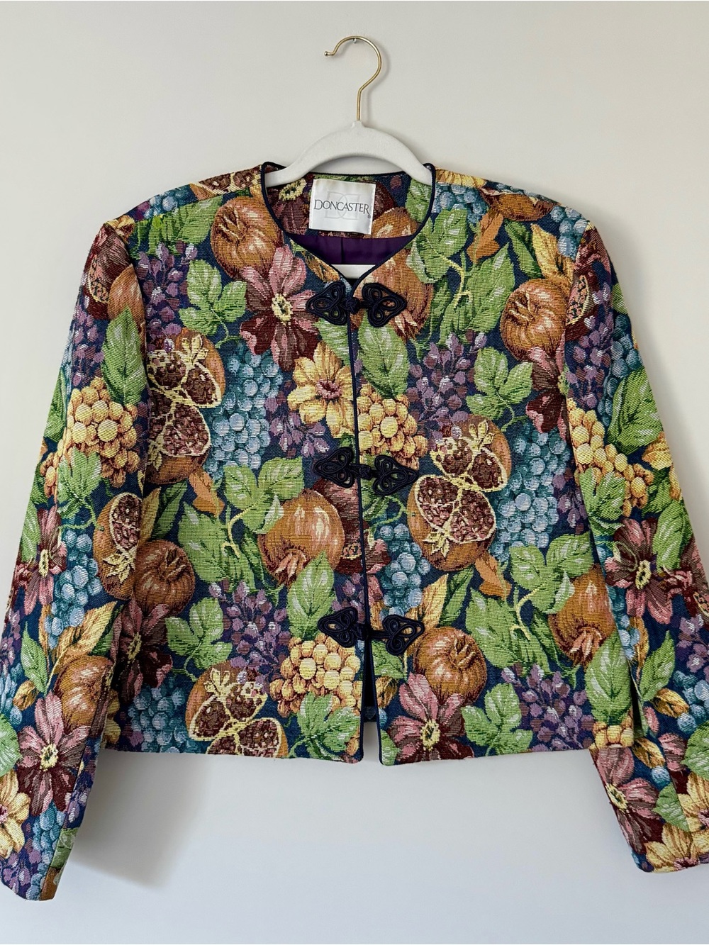 Vintage Doncaster Jacquard Tapestry Fruit Embroidered Cropped Blazer Jacket – 12